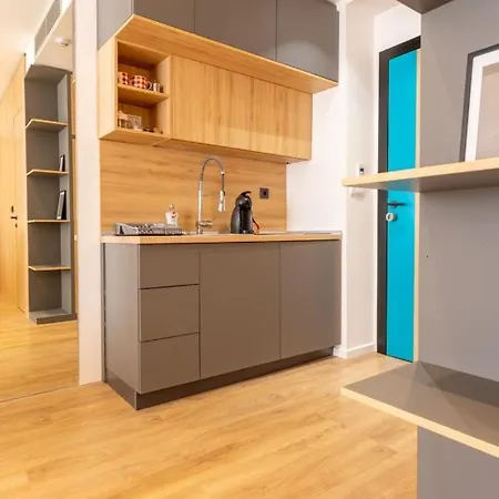 Apartmoon